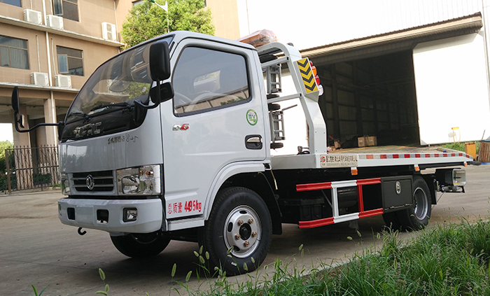 東風(fēng)D6藍(lán)牌清障車