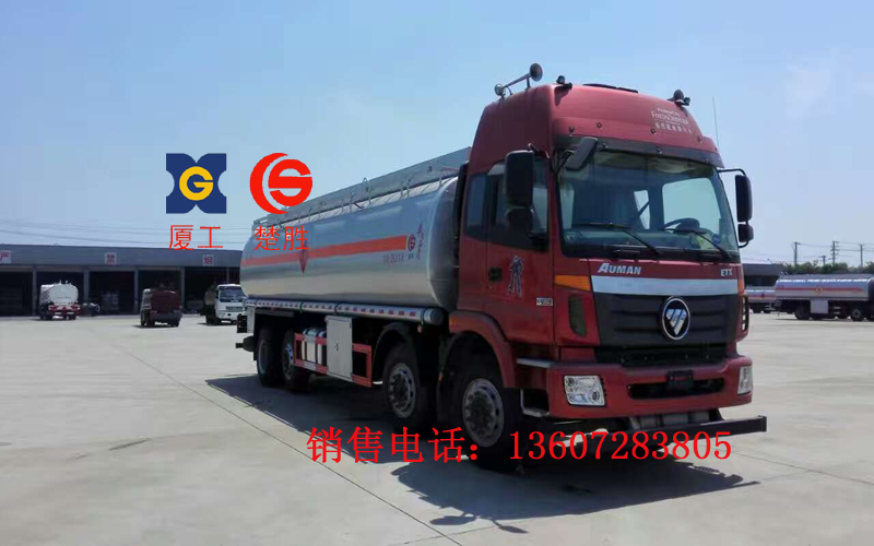 歐曼前四后六油罐車(chē)