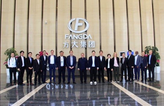 新加坡陸路交通管理局副局長Chua Chong Kheng、西門子交通有限公司亞太區首席執行官Michel Obadia一行到訪方大集團